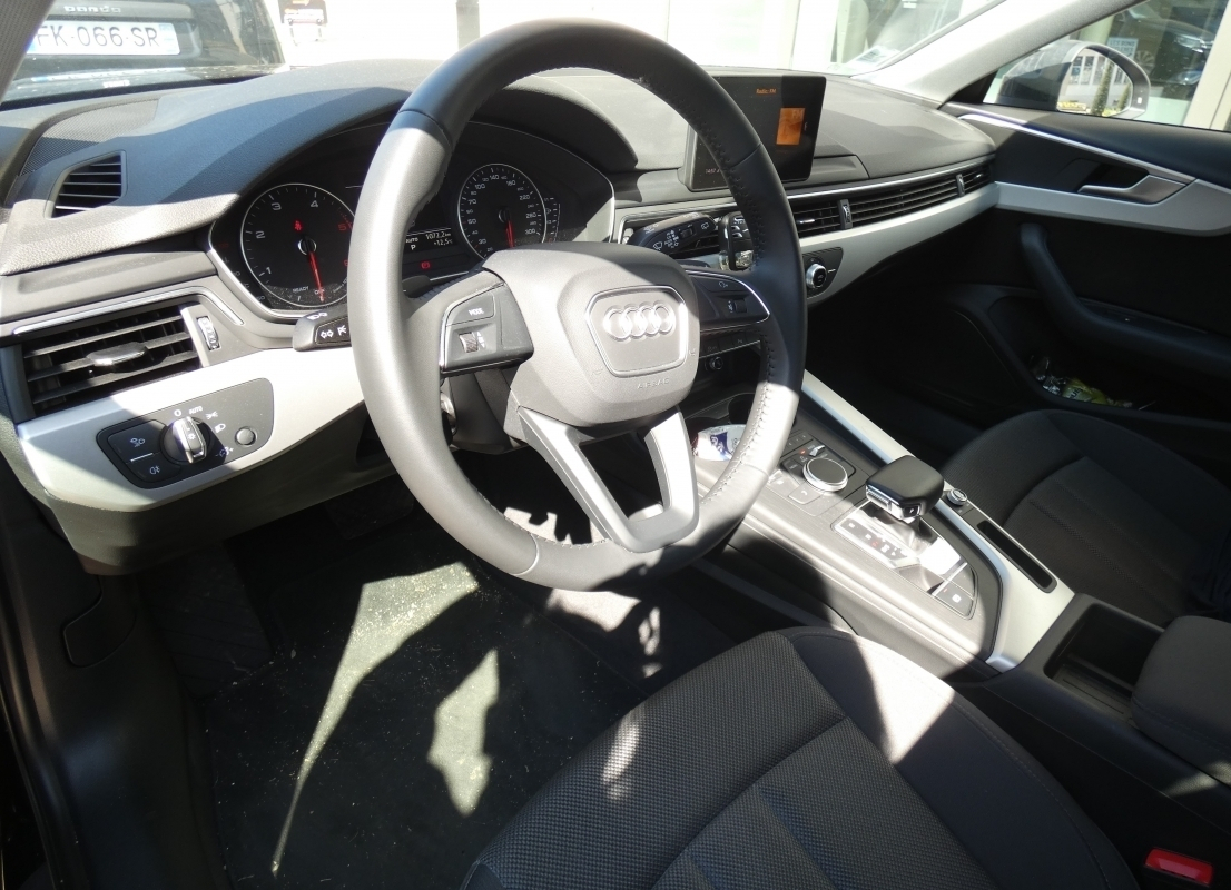 Audi A4 — 9